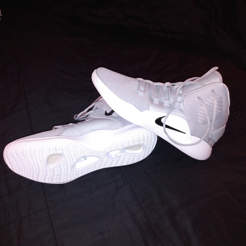 Nike Zoom Hyperdunk X